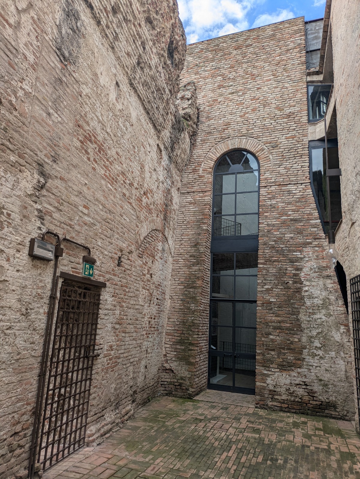 PXL 20240613 092344027