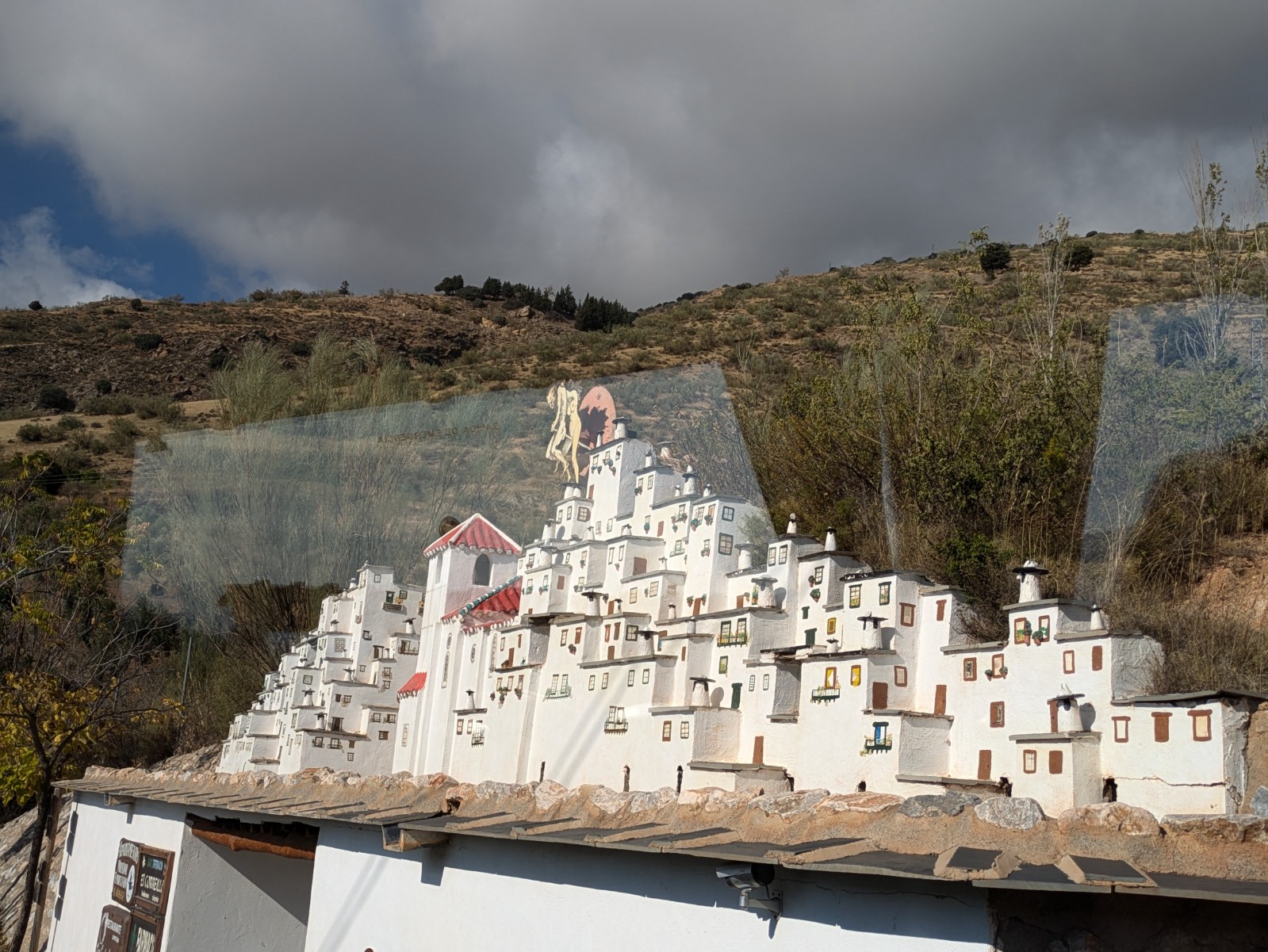 PXL 20241024 141228717