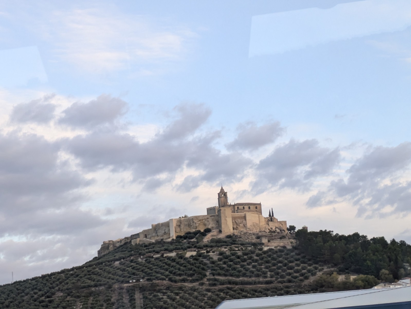 PXL 20241025 070622191