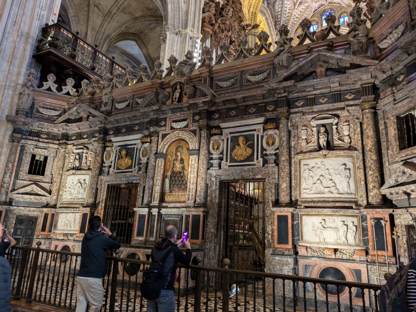 PXL 20241026 102030836