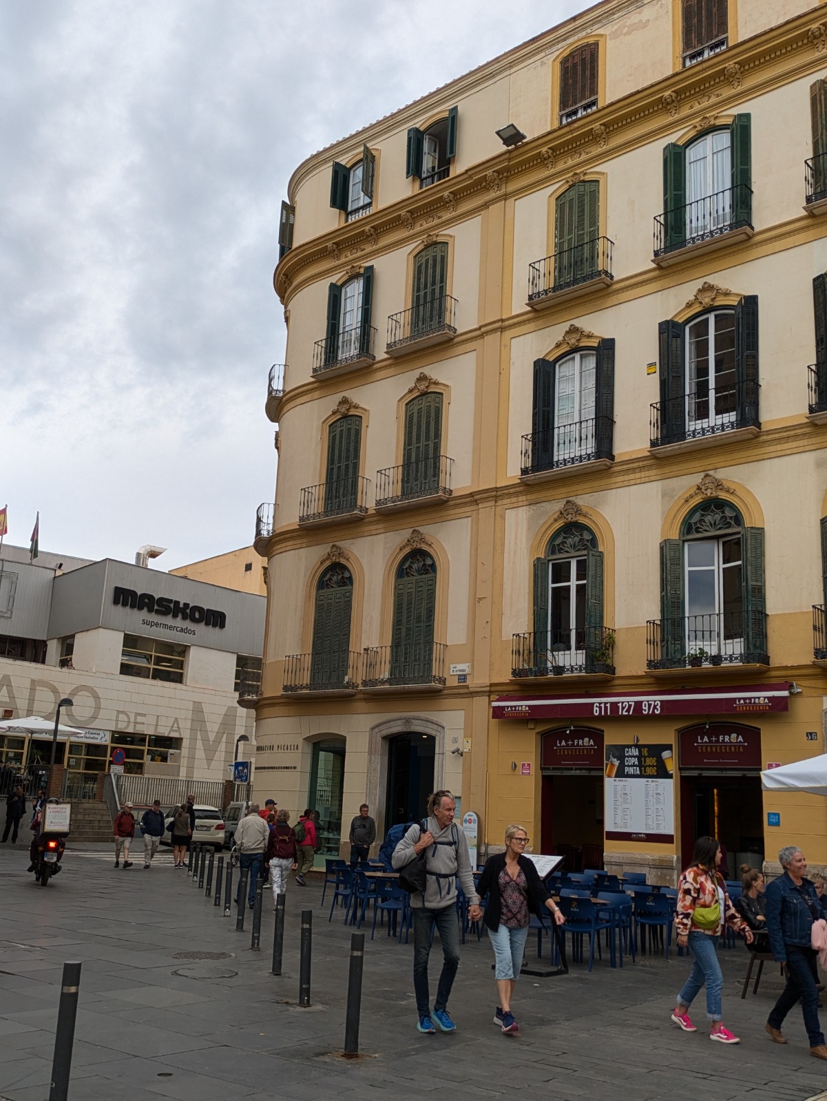 PXL 20241028 103805488