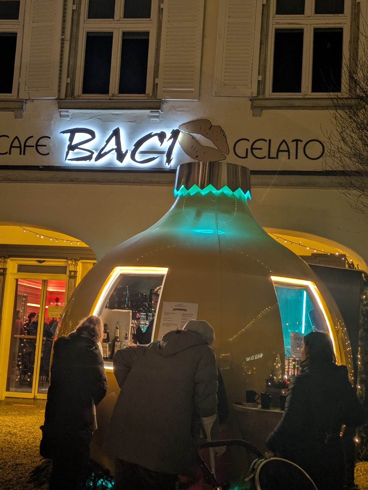 PXL 20241216 192612529