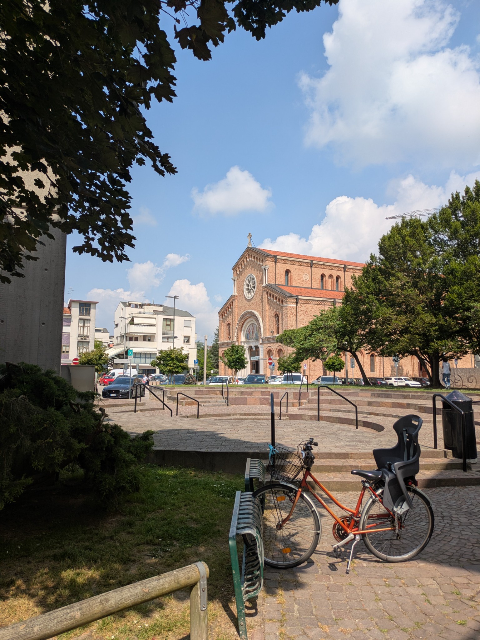 PXL 20250606 085925876