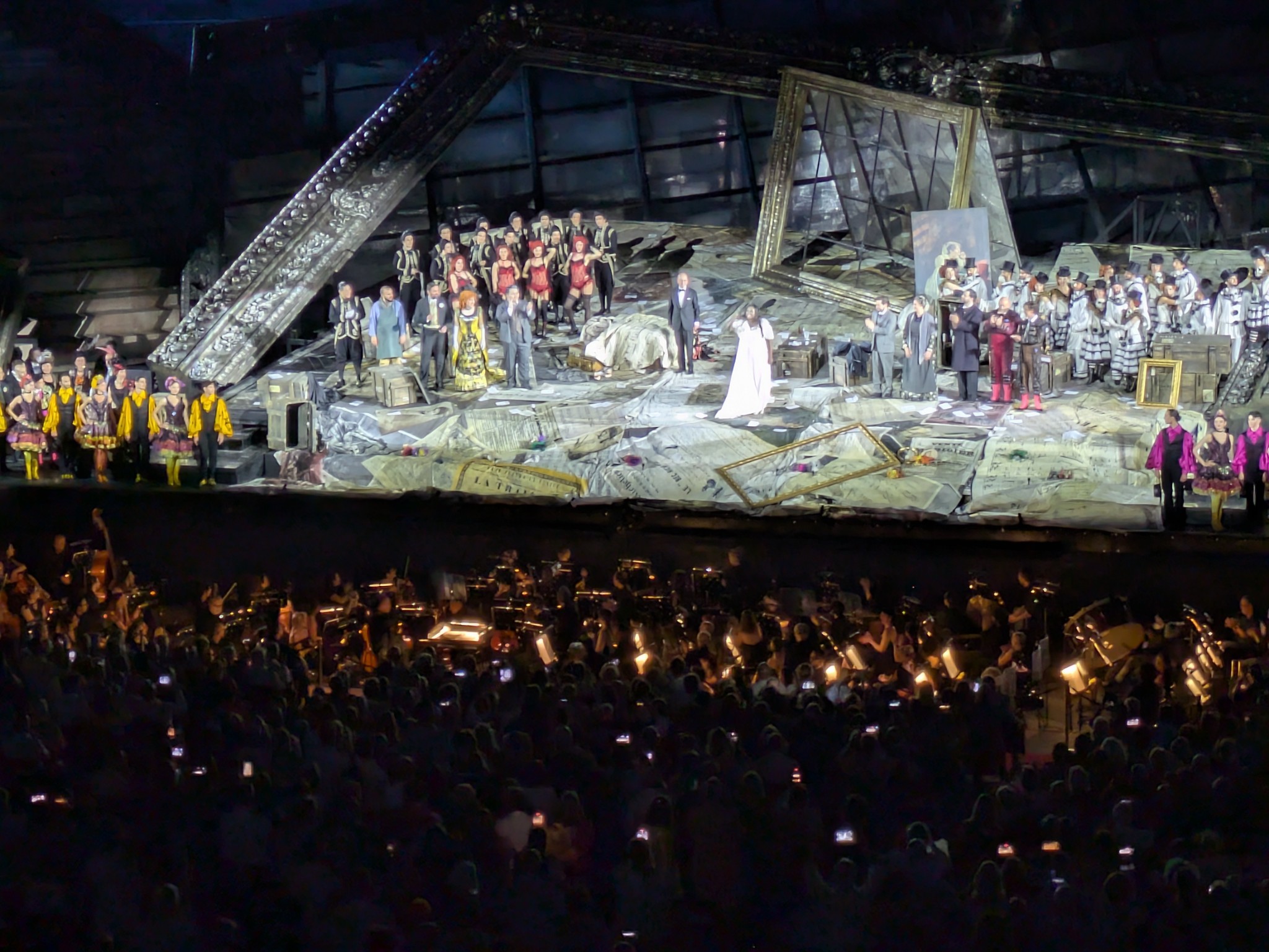 PXL 20250627 223440085.NIGHT