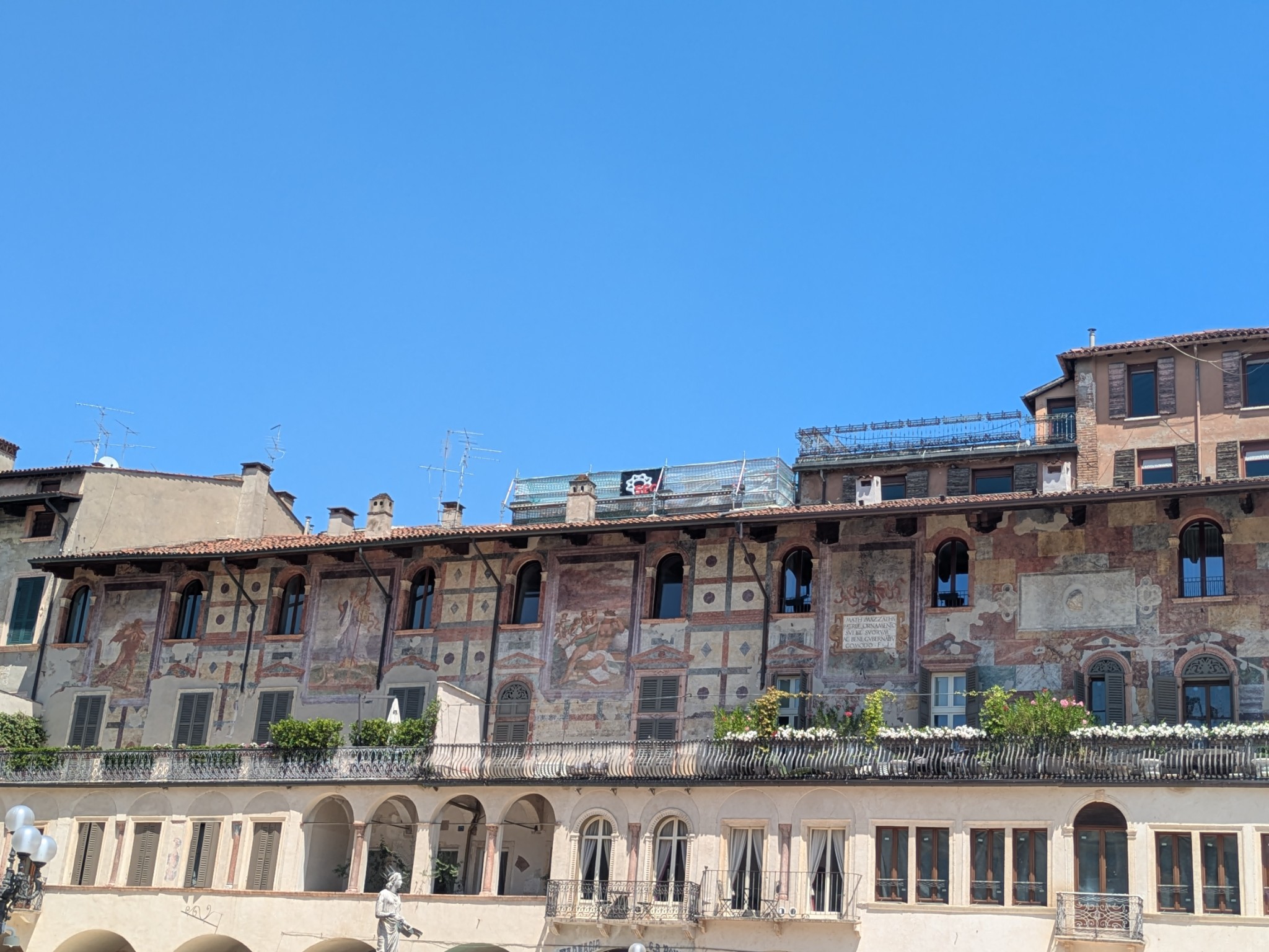 PXL 20250628 113613913