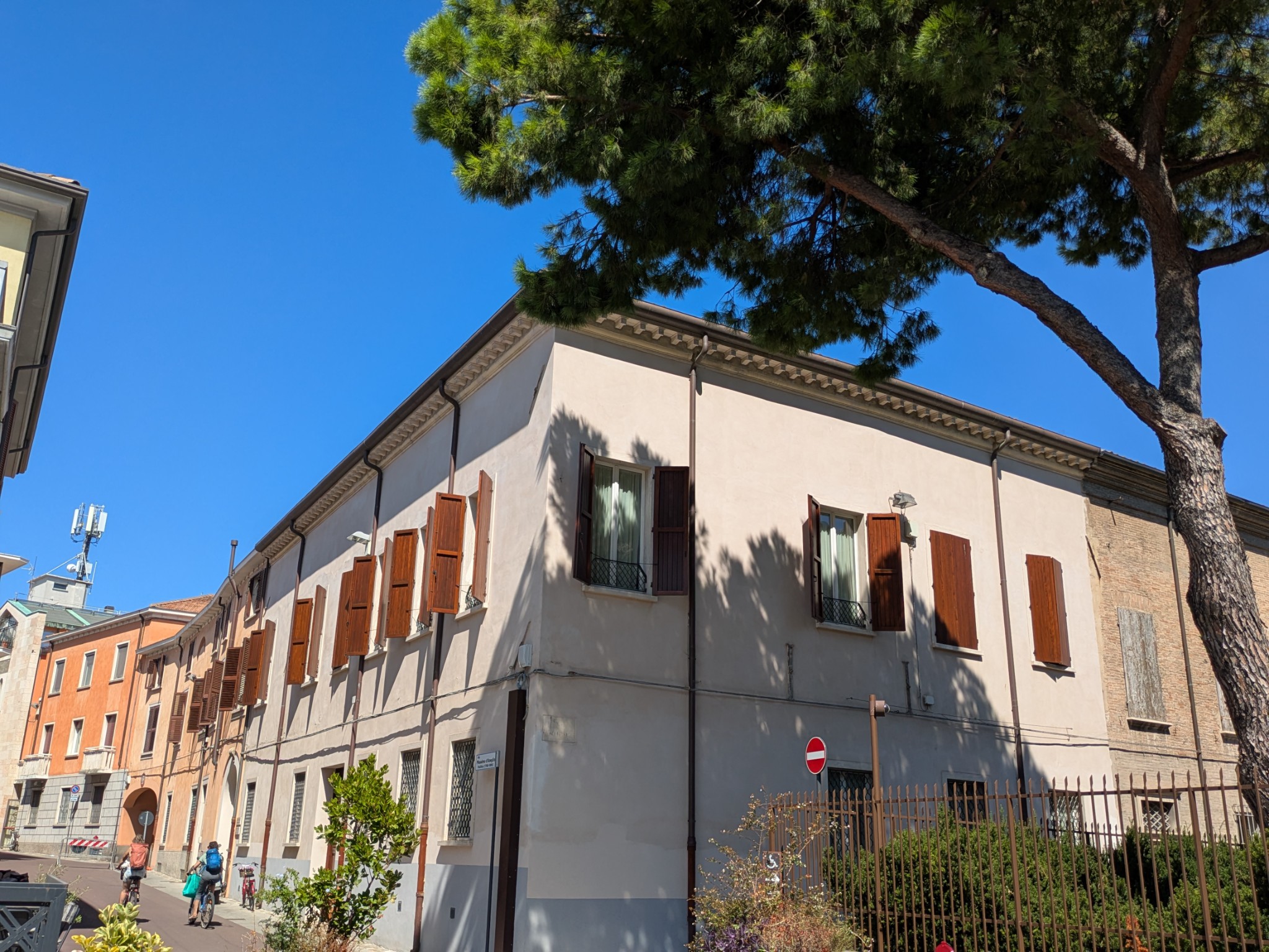 PXL 20250904 103237372