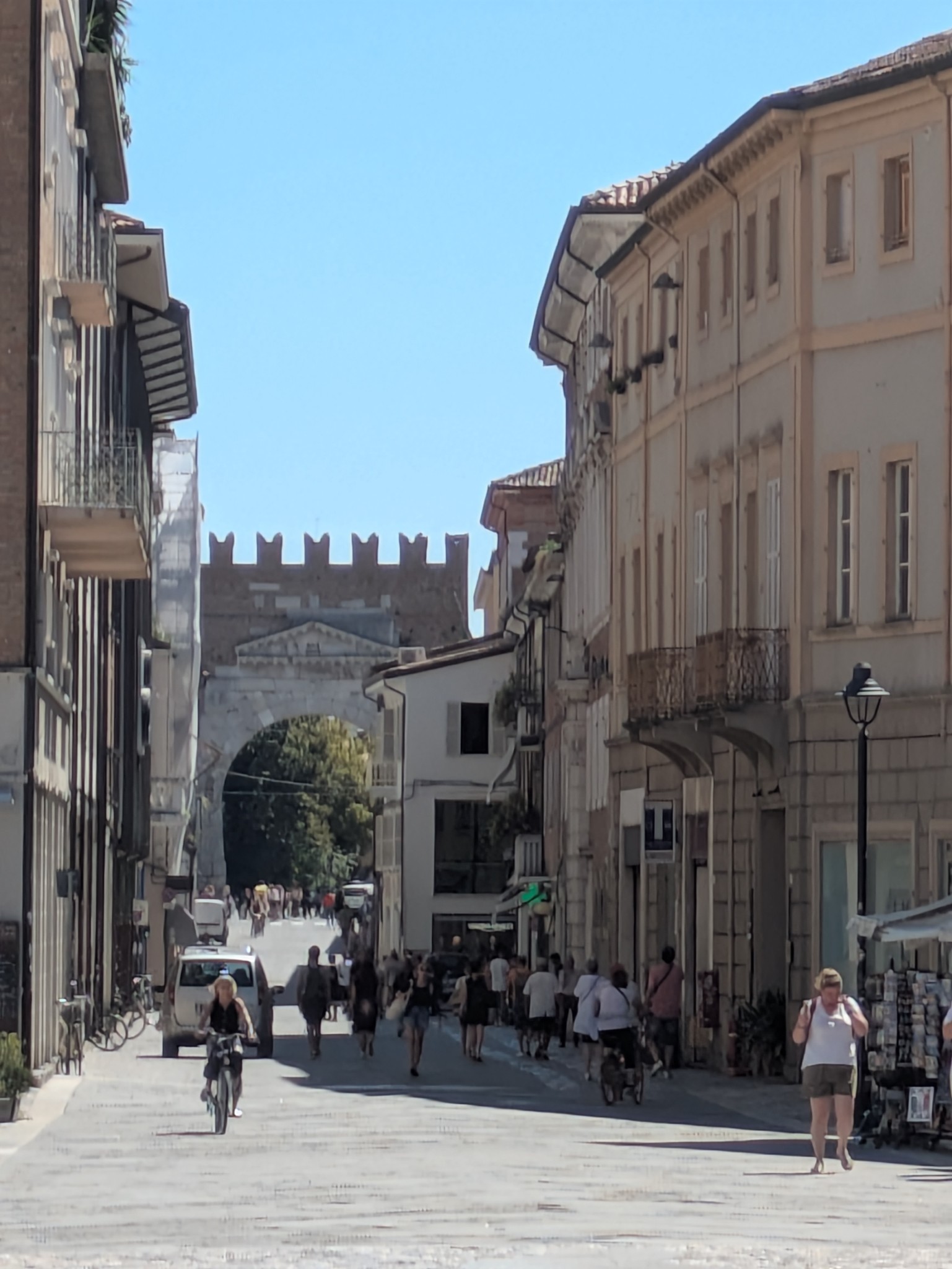 PXL 20250904 105250532